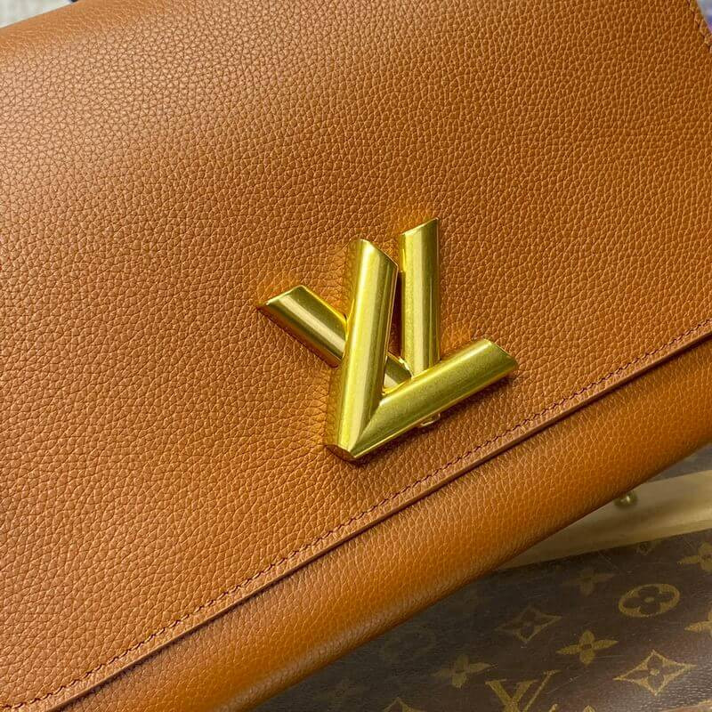 L0vis Vvtt0n Soft Twist M24640