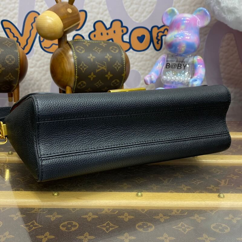 L0vis Vvtt0n Soft Twist Black