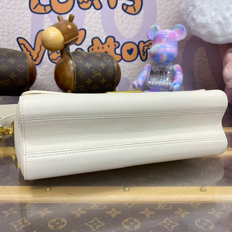 L0vis Vvtt0n Soft Twist M25359