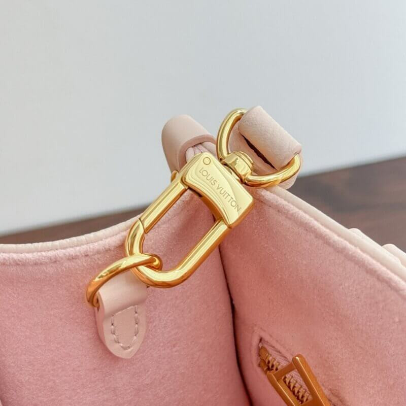 L0vis Vvtt0n OnTheGo PM M47135