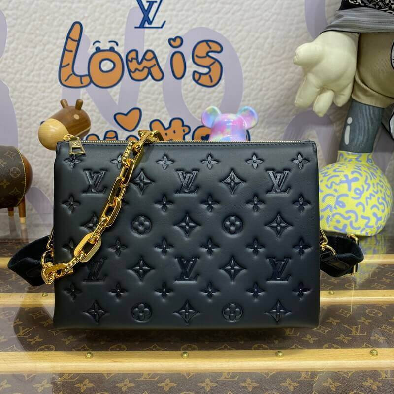 L0vis Vvtt0n Coussin PM M21260