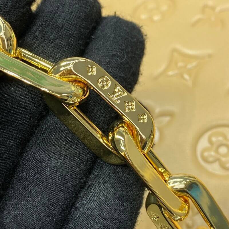 L0vis Vvtt0n Coussin PM M21261