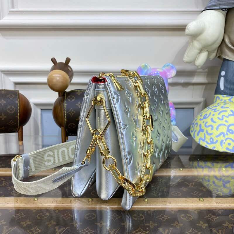 ouis Vvtt0n Coussin PM M21769