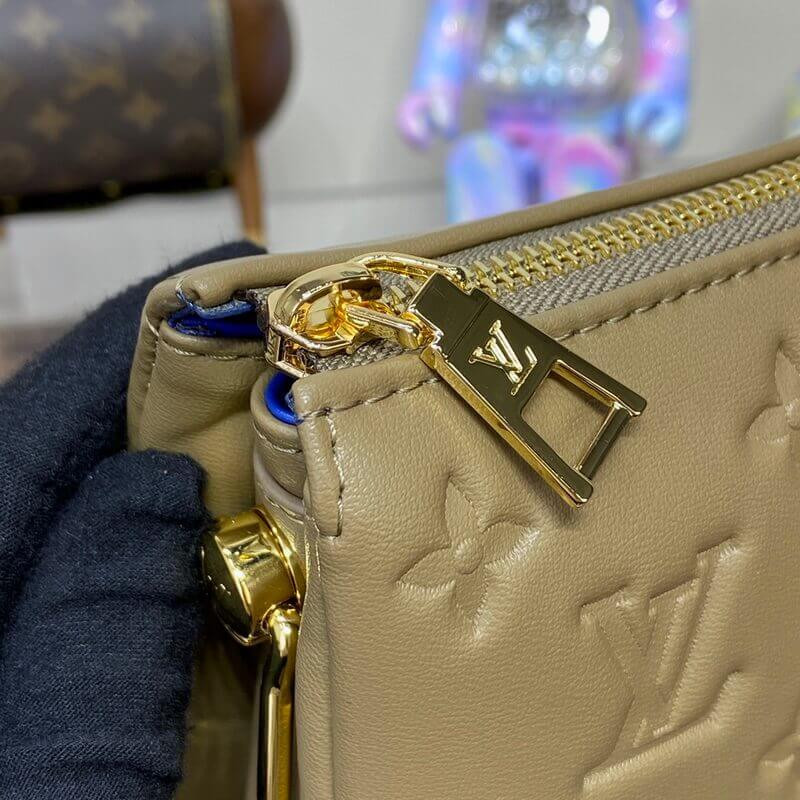 L0vis Vvtt0n Coussin PM M21263