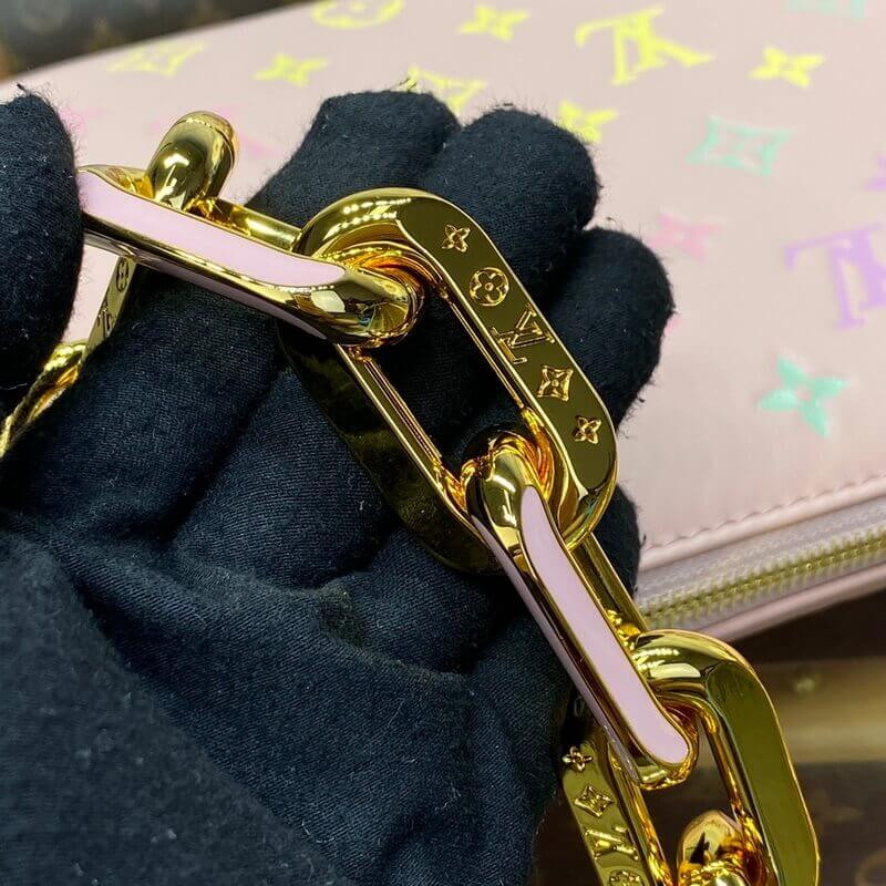 L0vis Vvtt0n Coussin PM M11726