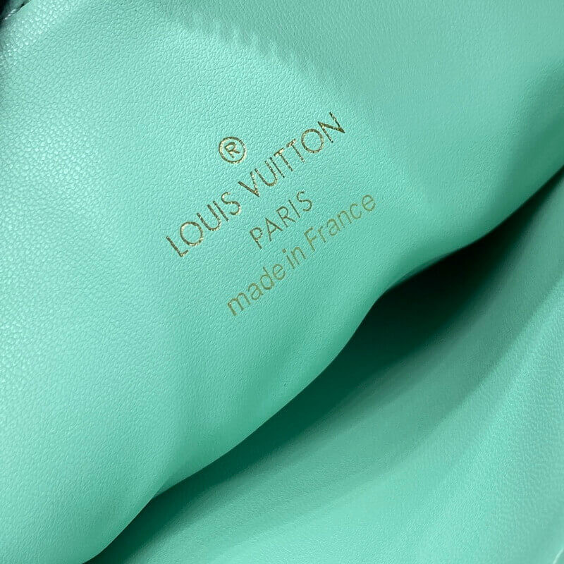 L0vis Vvtt0n Coussin PM M11726