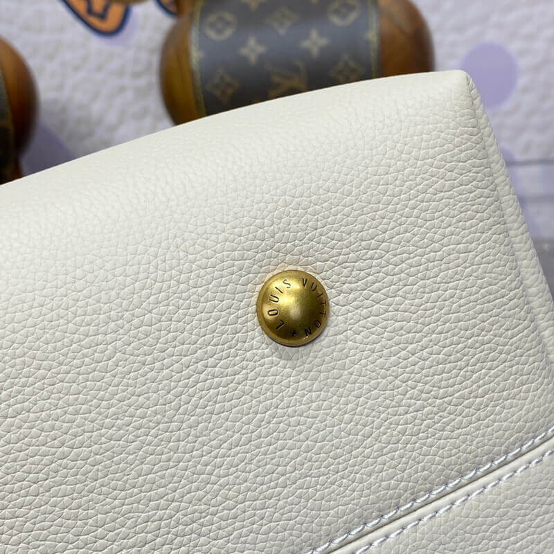 L0vis Vvtt0n Low Key Hobo MM M25022