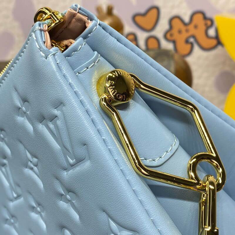 L0vis Vvtt0n Coussin BB M24338