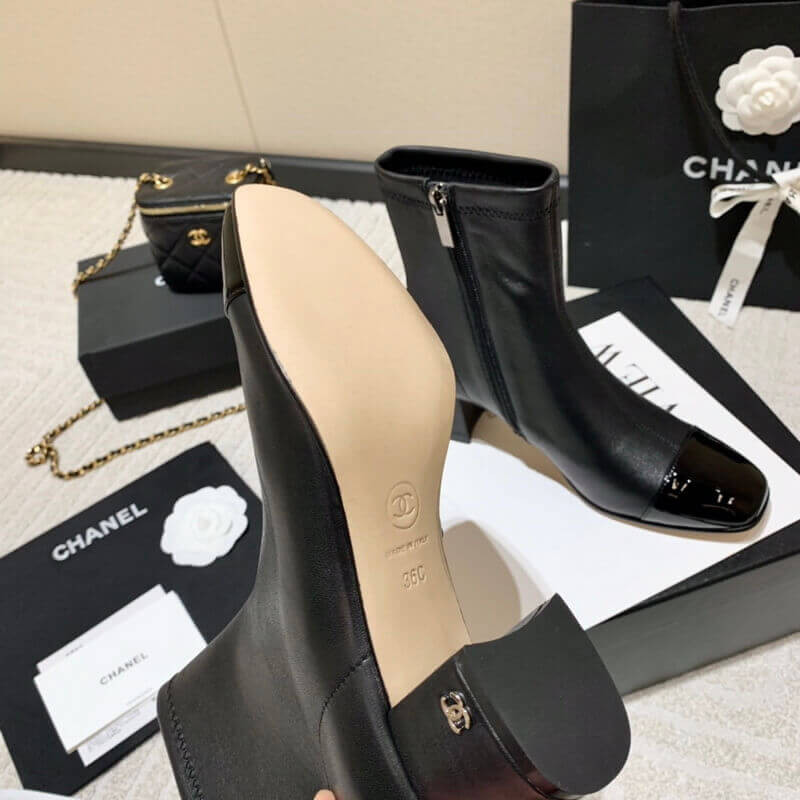 Ch**el Chunky Heel Short Boots