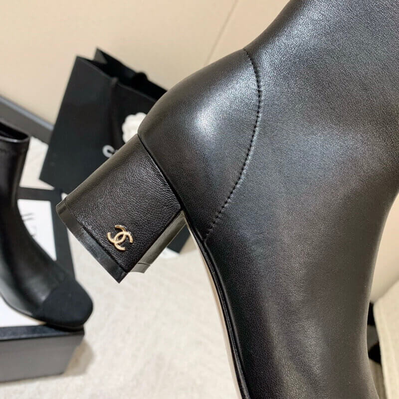 Ch**el Chunky Heel Short Boots