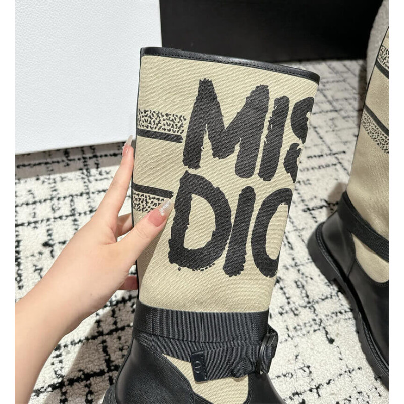D10r D-Major Boot Taupe with Miss D10r Graffiti Print