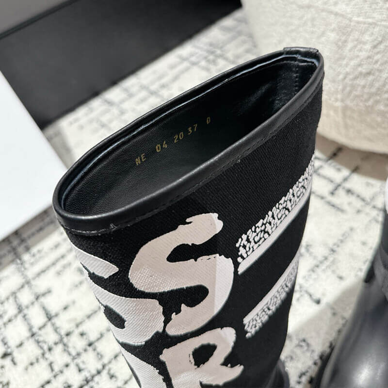 D10r D-Major Boot Black with Miss D10r Graffiti Print