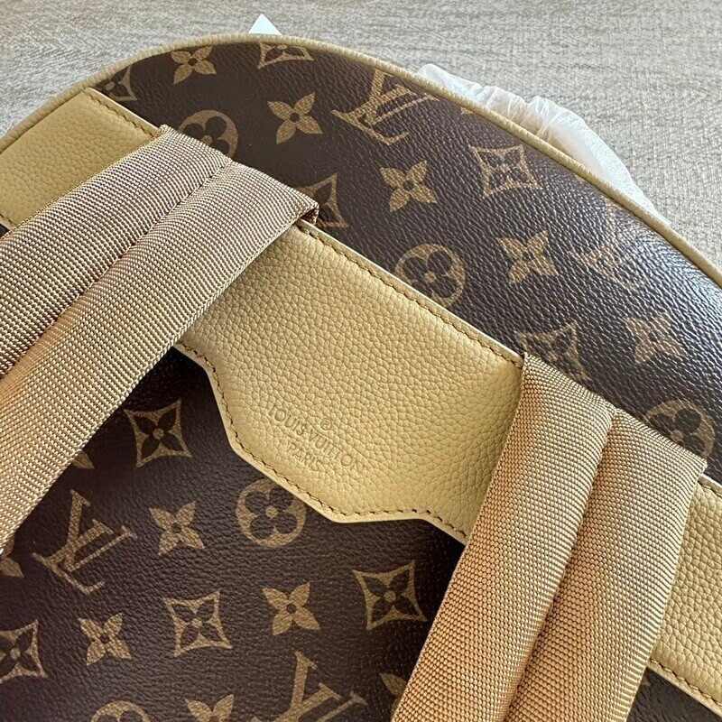 lv menL0vis Vvtt0n Outdoor Backpack