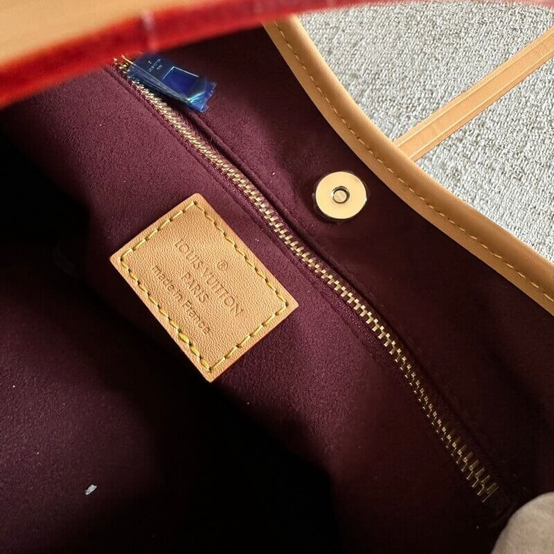 L0vis Vvtt0n CarryAll BB