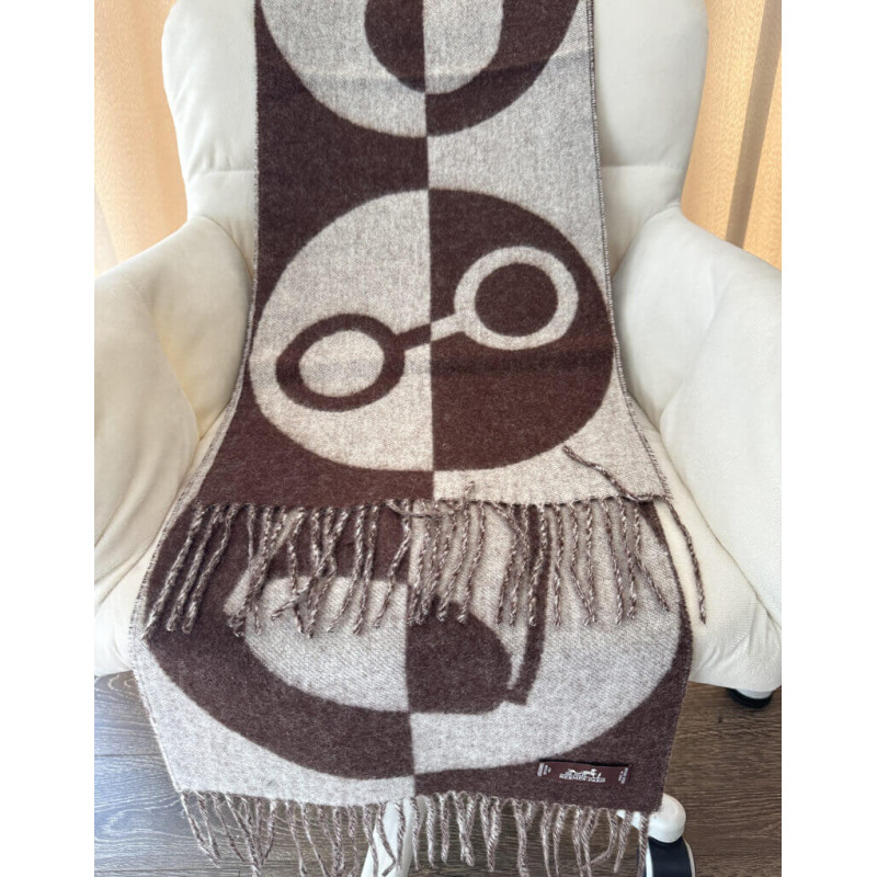 H**me5 Casaque Charms Muffler Chocolat