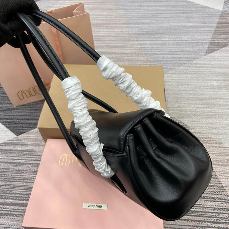 Miu Miu Leather shoulder bag