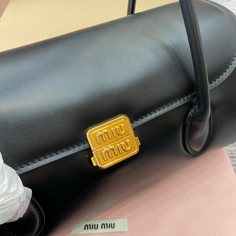 Miu Miu Leather shoulder bag