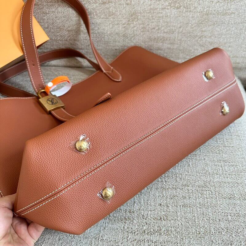 L0vis Vvtt0n Low Key Cabas MM M25342