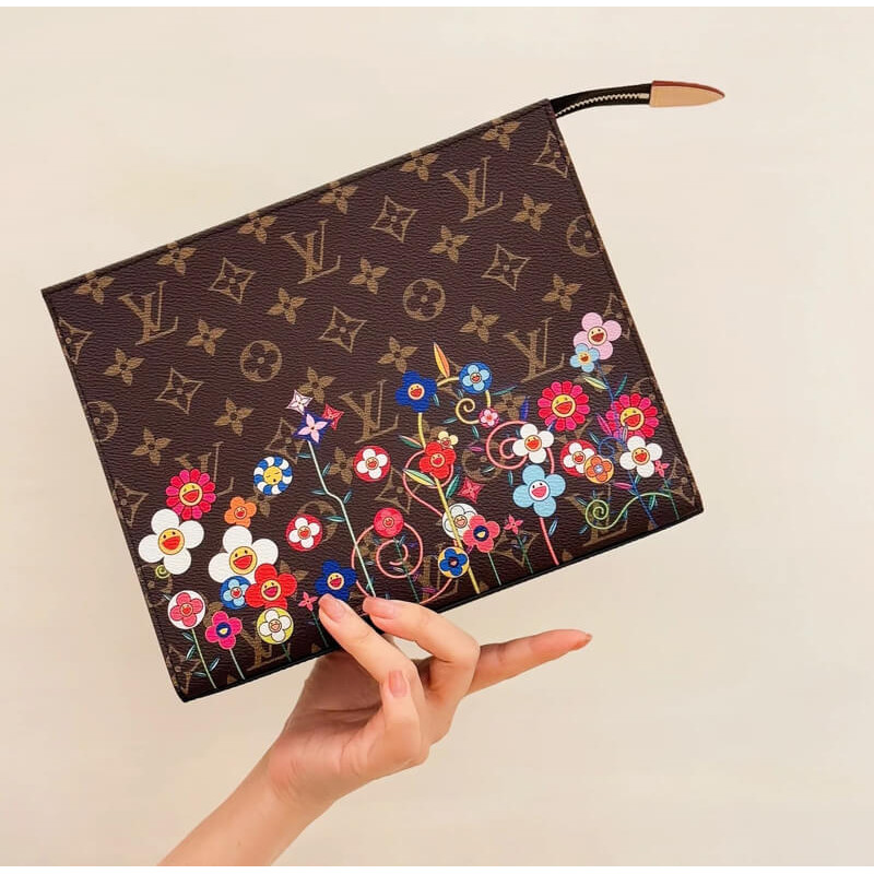 LV x TM Toiletry Pouch M14180