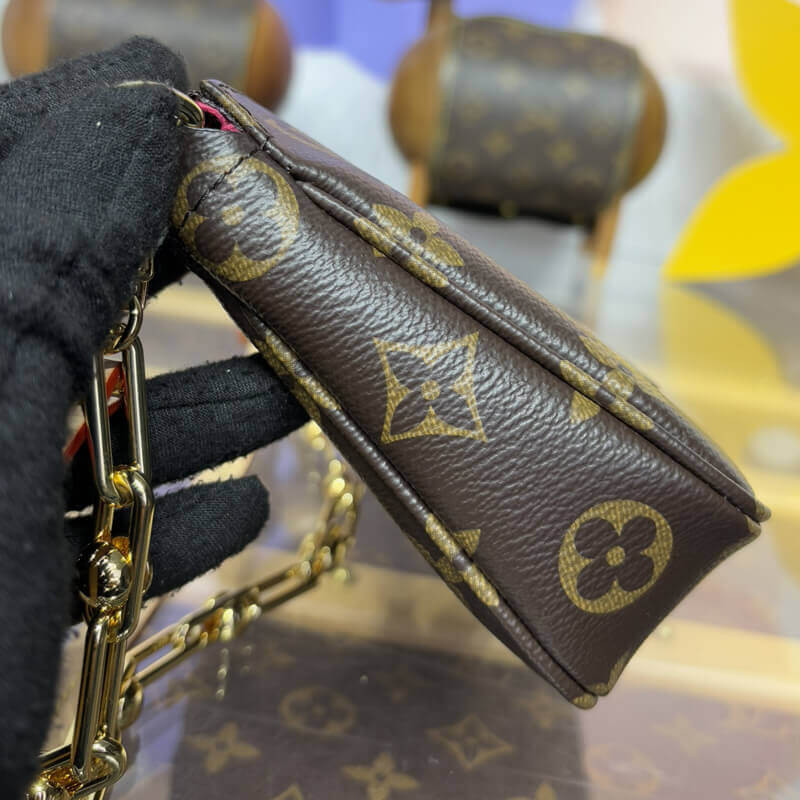 LV x TM Pochette Accessoires M13440