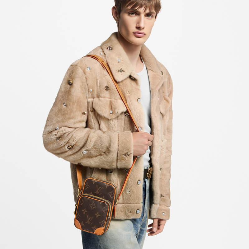 L0vis Vvtt0n Amazone M14024