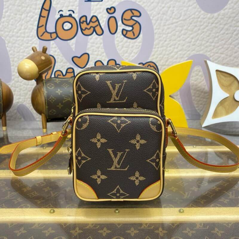 L0vis Vvtt0n Amazone M14024