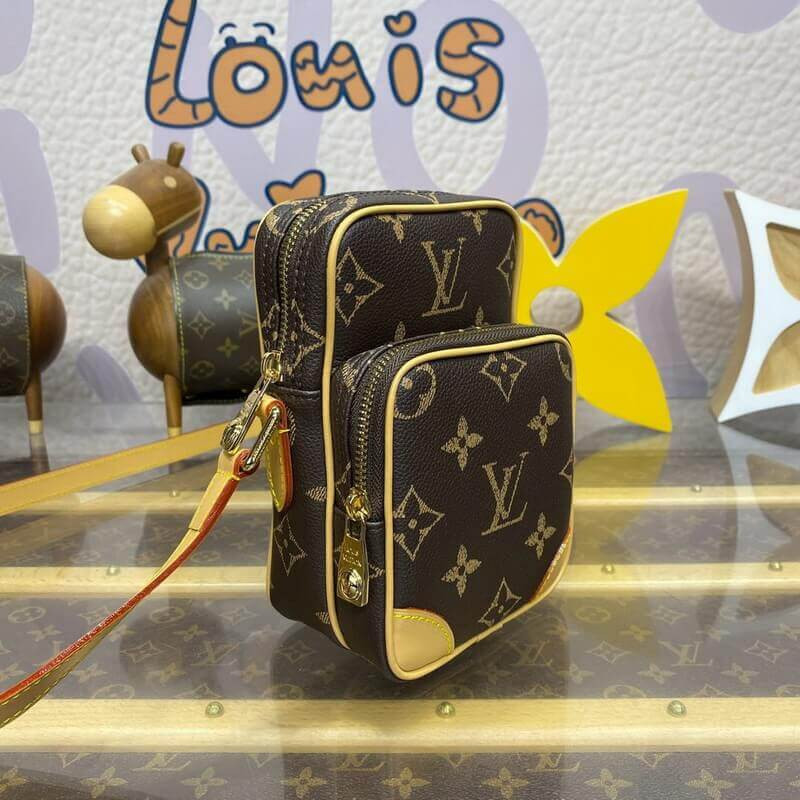 L0vis Vvtt0n Amazone M14024