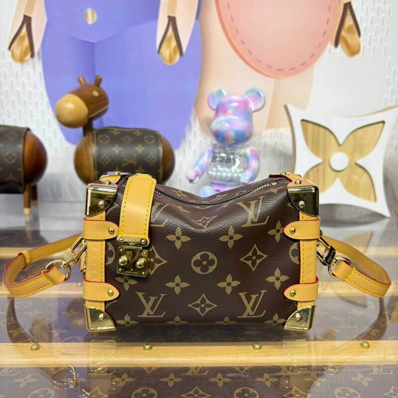 L0vis Vvtt0n Side Trunk PM M46815