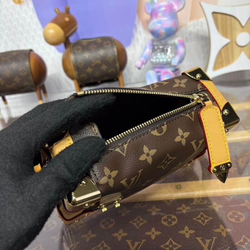 L0vis Vvtt0n Side Trunk PM M46815