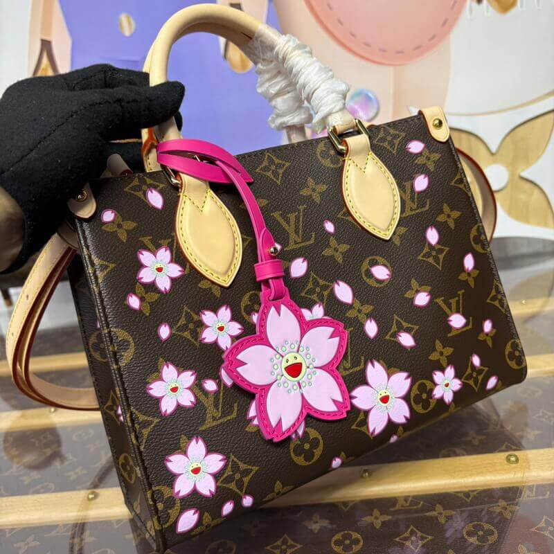 LV x TM OnTheGo PM M13269