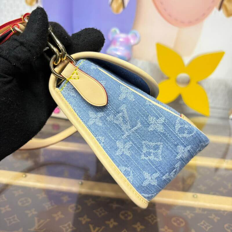 L0vis Vvtt0n Diane Bag M13070 Denim Blue