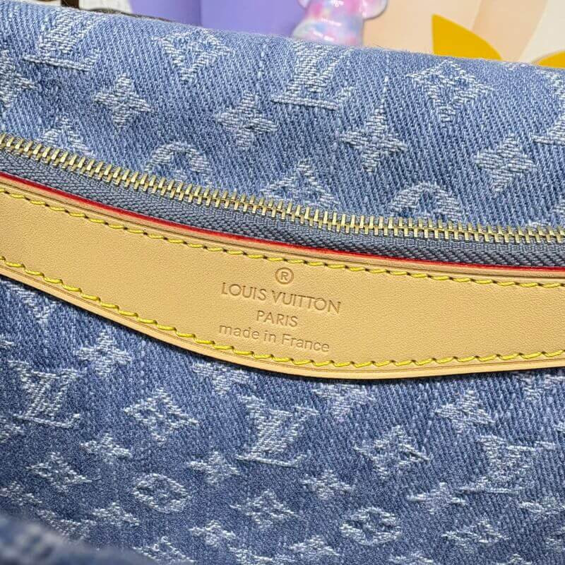L0vis Vvtt0n Diane Bag M13070 Denim Blue