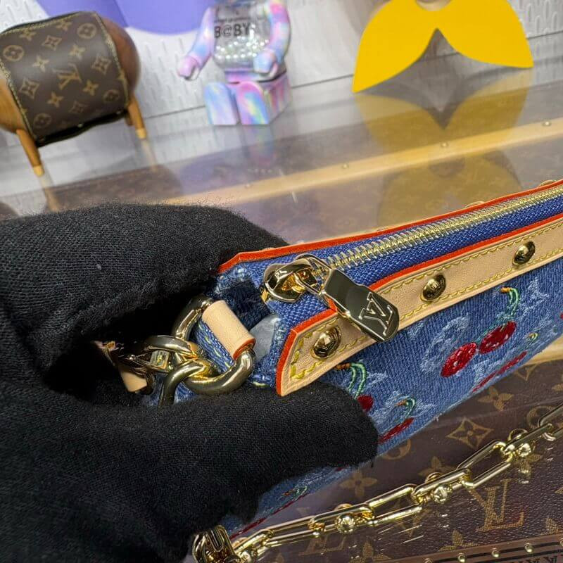 LV x TM Pochette Accessoires M13994