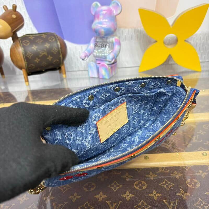 LV x TM Pochette Accessoires M13994