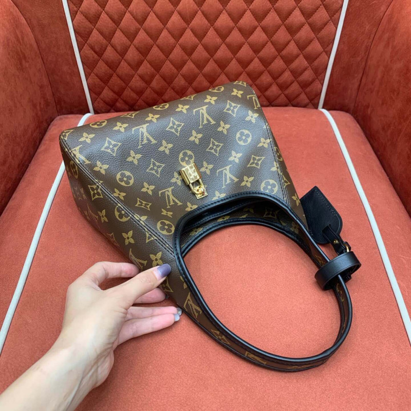 L0vis Vvtt0n The Drop PM M12940