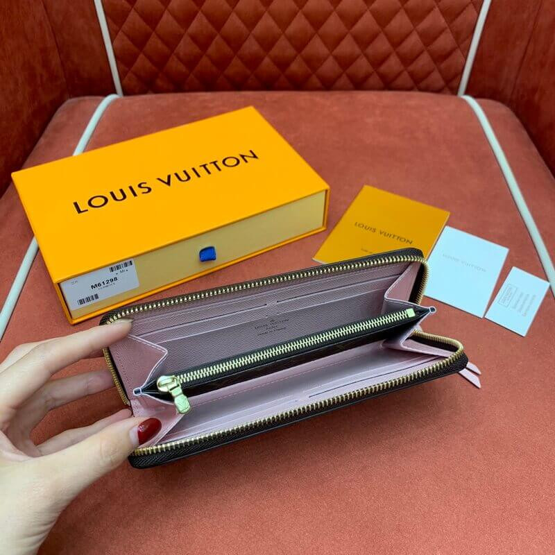 L0vis Vvtt0n Monogram Canvas Clémence Wallet