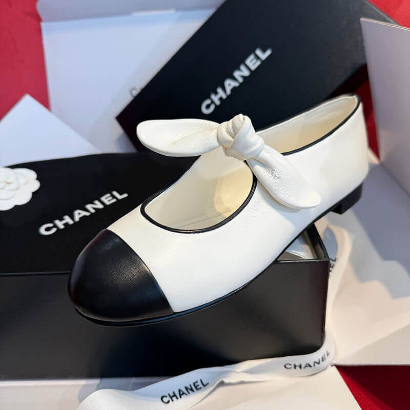Ch**el Elegant Bow Mary Jane Flats