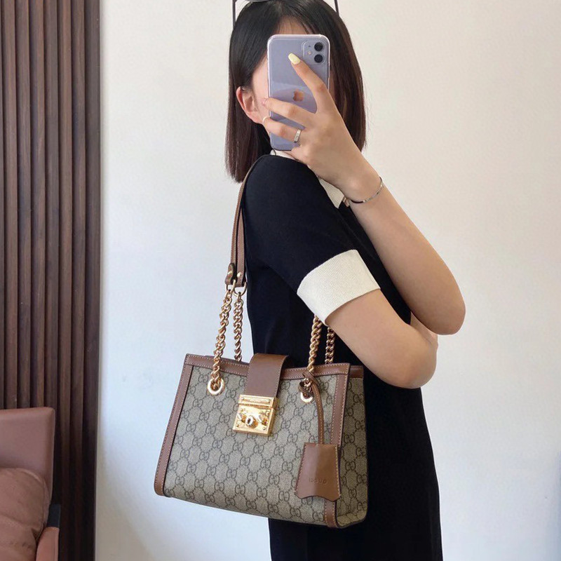 Gvc*1 Padlock Medium Tote Bag 498156