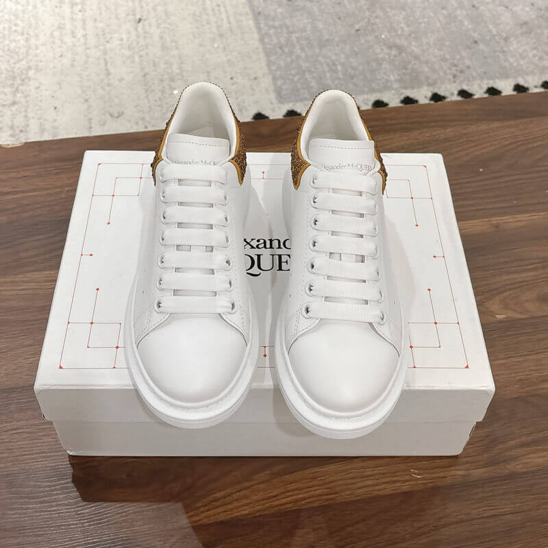 A1exa*der Mcqv*en Oversized Sneaker in White/Gold Glitter 666407