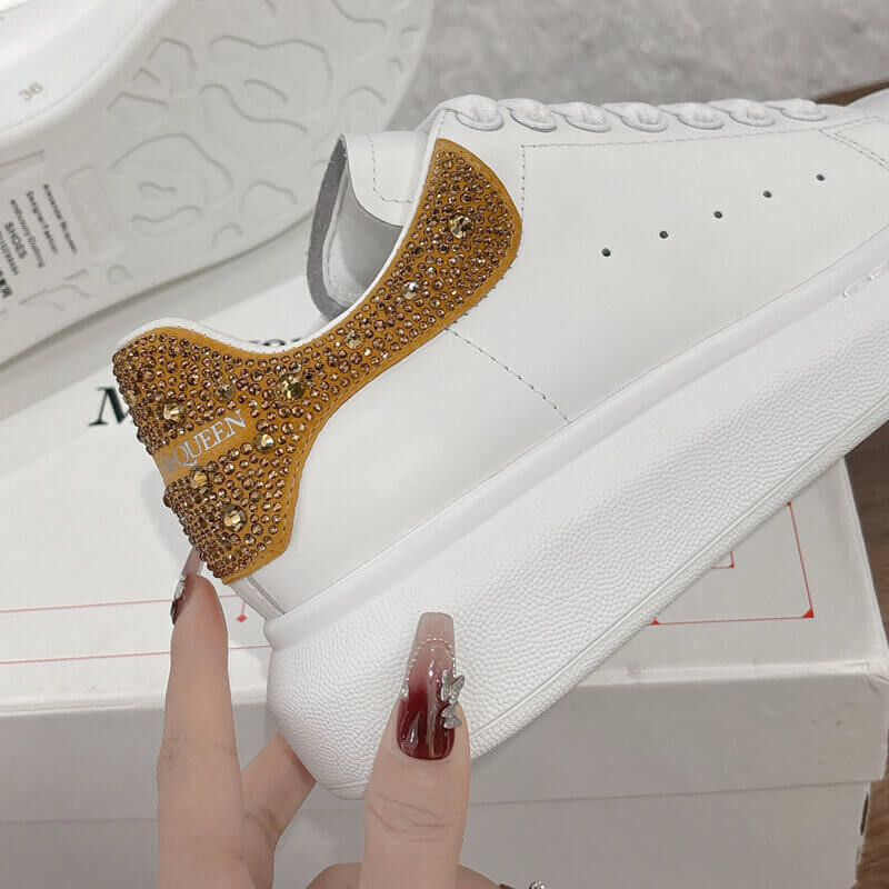 A1exa*der Mcqv*en Oversized Sneaker in White/Gold Glitter 666407