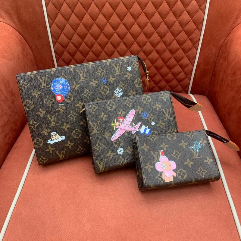 L0vis Vvtt0n Trio Toilet Pouch M15357