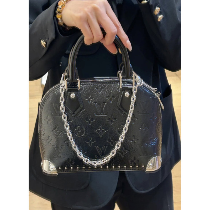 L0vis Vvtt0n Alma Trunk BB M27812