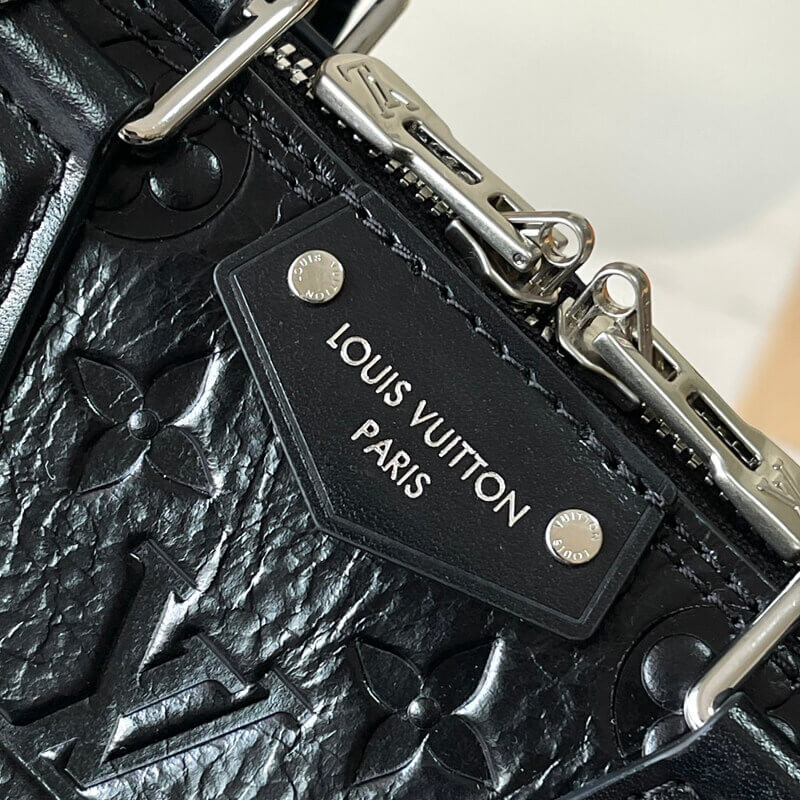 L0vis Vvtt0n Alma Trunk BB M27812