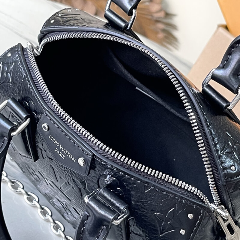 L0vis Vvtt0n Speedy Trunk 20 M27921