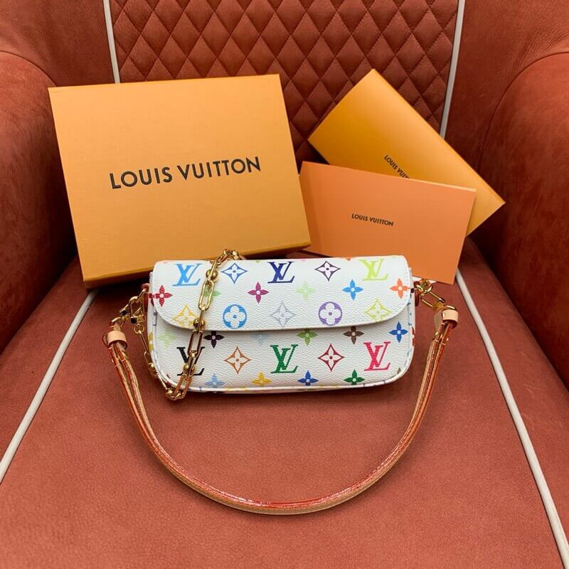 LV x TM Wallet On Chain Ivy M27492