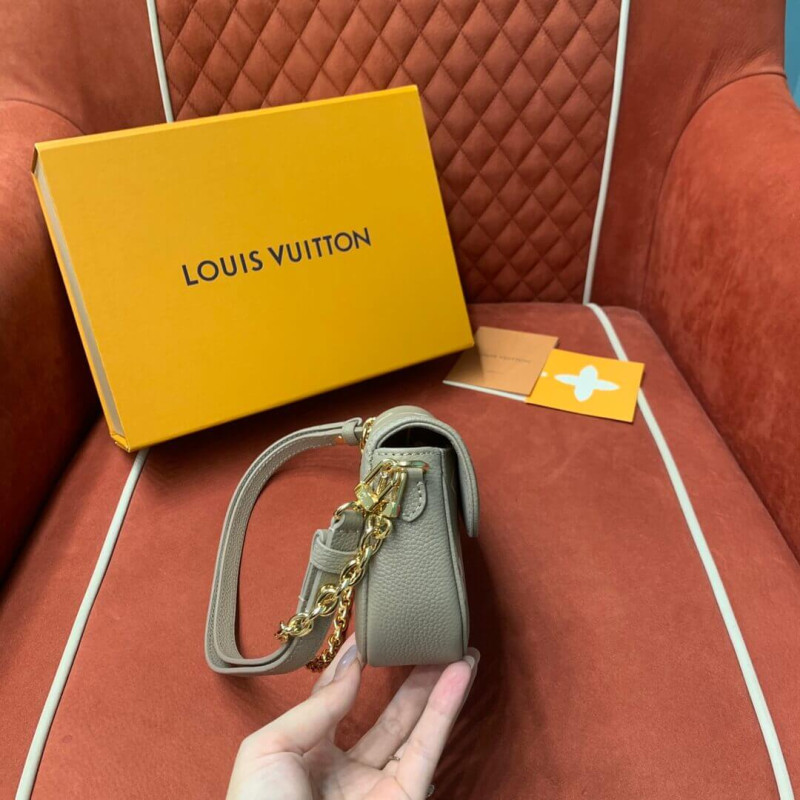 L0vis Vvtt0n Wallet On Chain Ivy M82211