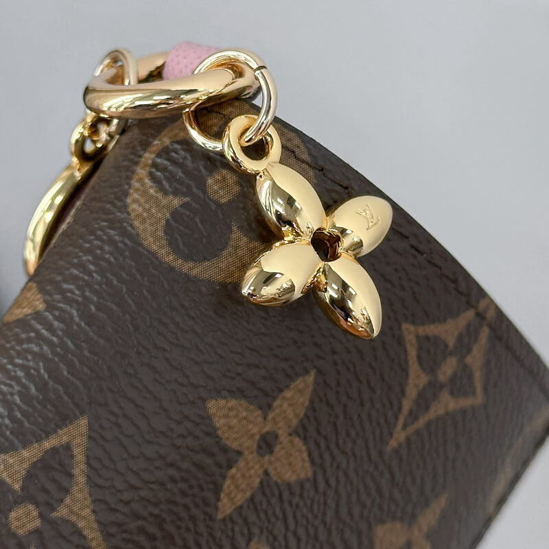 L0vis Vvtt0n LV Charm Pocket Wallet M14631