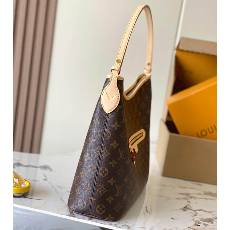 L0vis Vvtt0n Lineup M27335