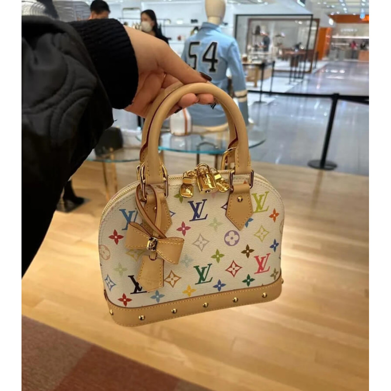 L0vis Vvtt0n LV x TM Alma BB M13078