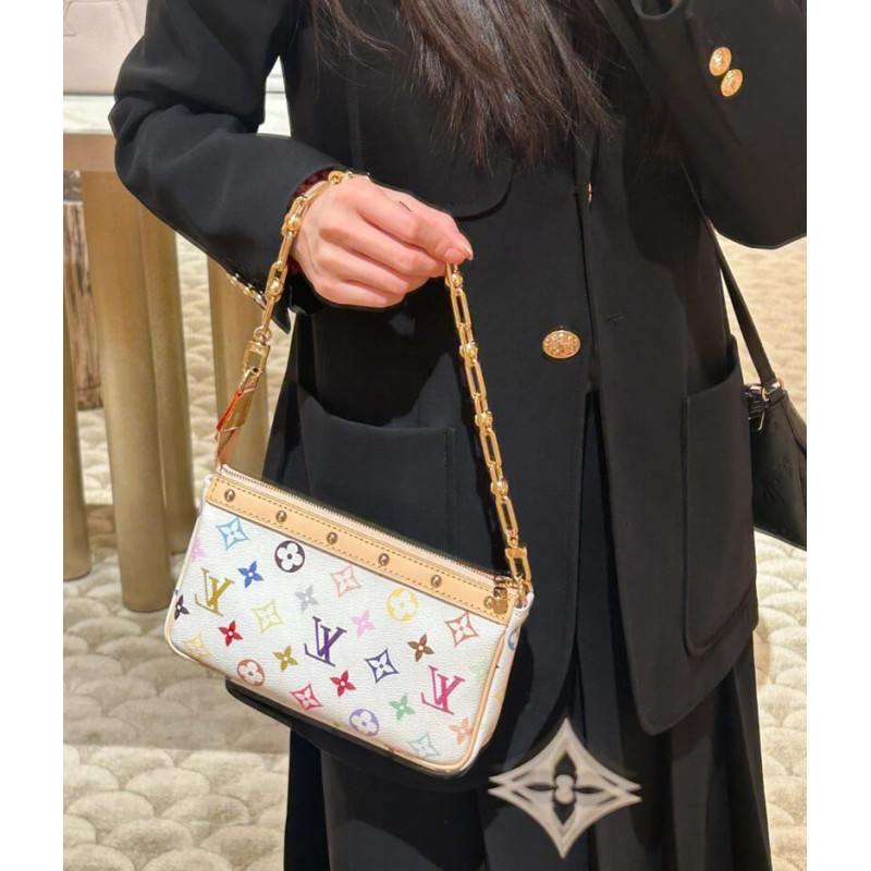 L0vis Vvtt0n LV x TM Pochette Accessoires M13404